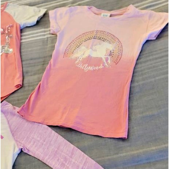 4 GIRLS SIZE 8 SHIRTS SET - Picture 5 of 12